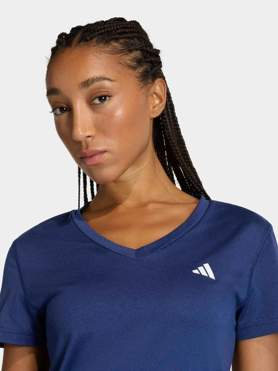 Футболка V-образным вырезом adidas Workout Essentials, синяя — фото 4