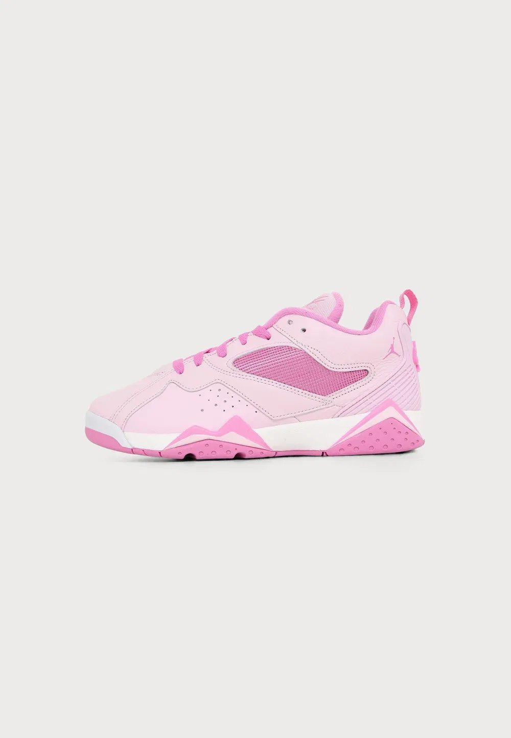 92 - тренеры Jordan, Pink Foam/China Rose/White