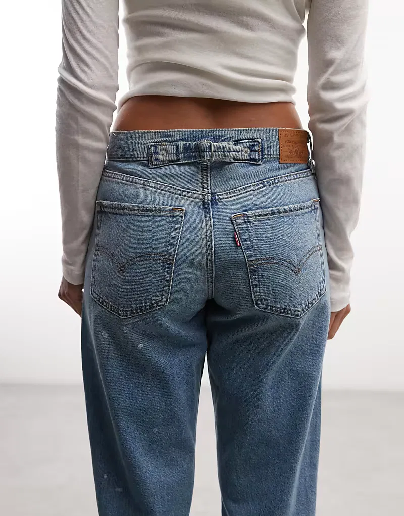Свободные зауженные джинсы Levi's с регулируемой талией, средне-синий — фото 4