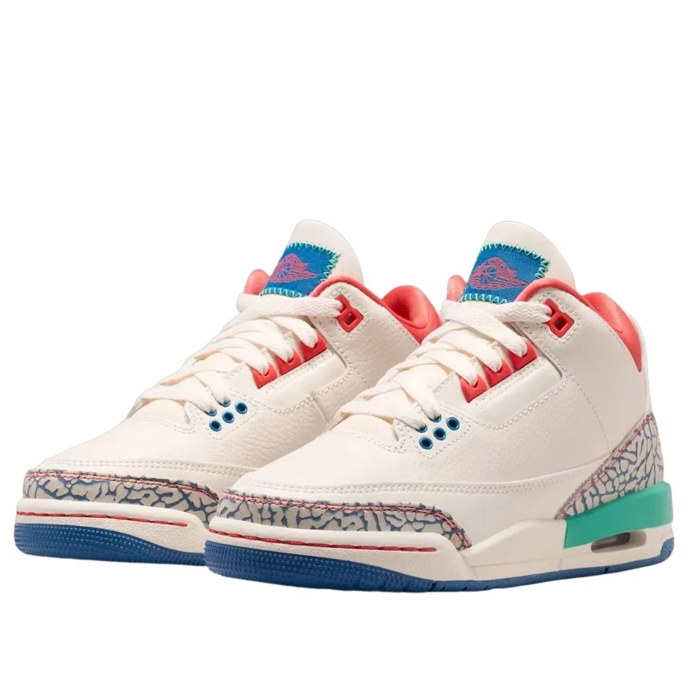 Детские кроссовки с кожаным верхом Air Jordan 3 Retro 'Chalk' Jordan, Chalk/Track Red/True Blue/Kinetic Green — фото 2