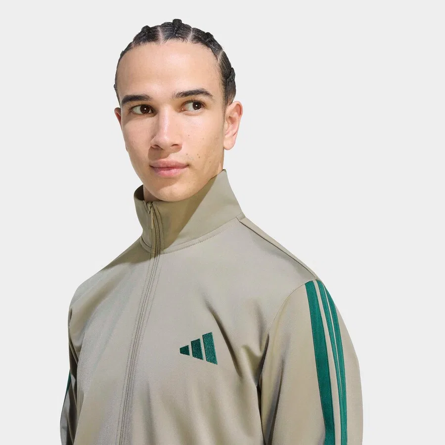Спортивный костюм ADIDAS SPORTSWEAR оливкового и темно-зеленого цвета