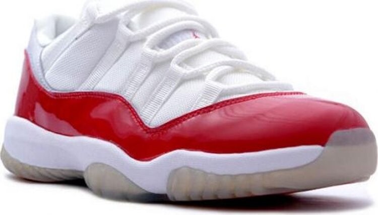 

Кроссовки Air Jordan 11 Retro Low Cherry 2001, белый
