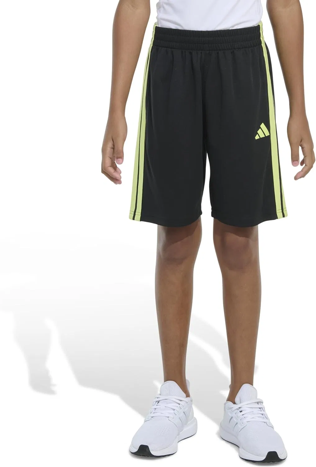 Детские шорты Adidas Essentials с тремя полосками, черный/зеленый — фото 3
