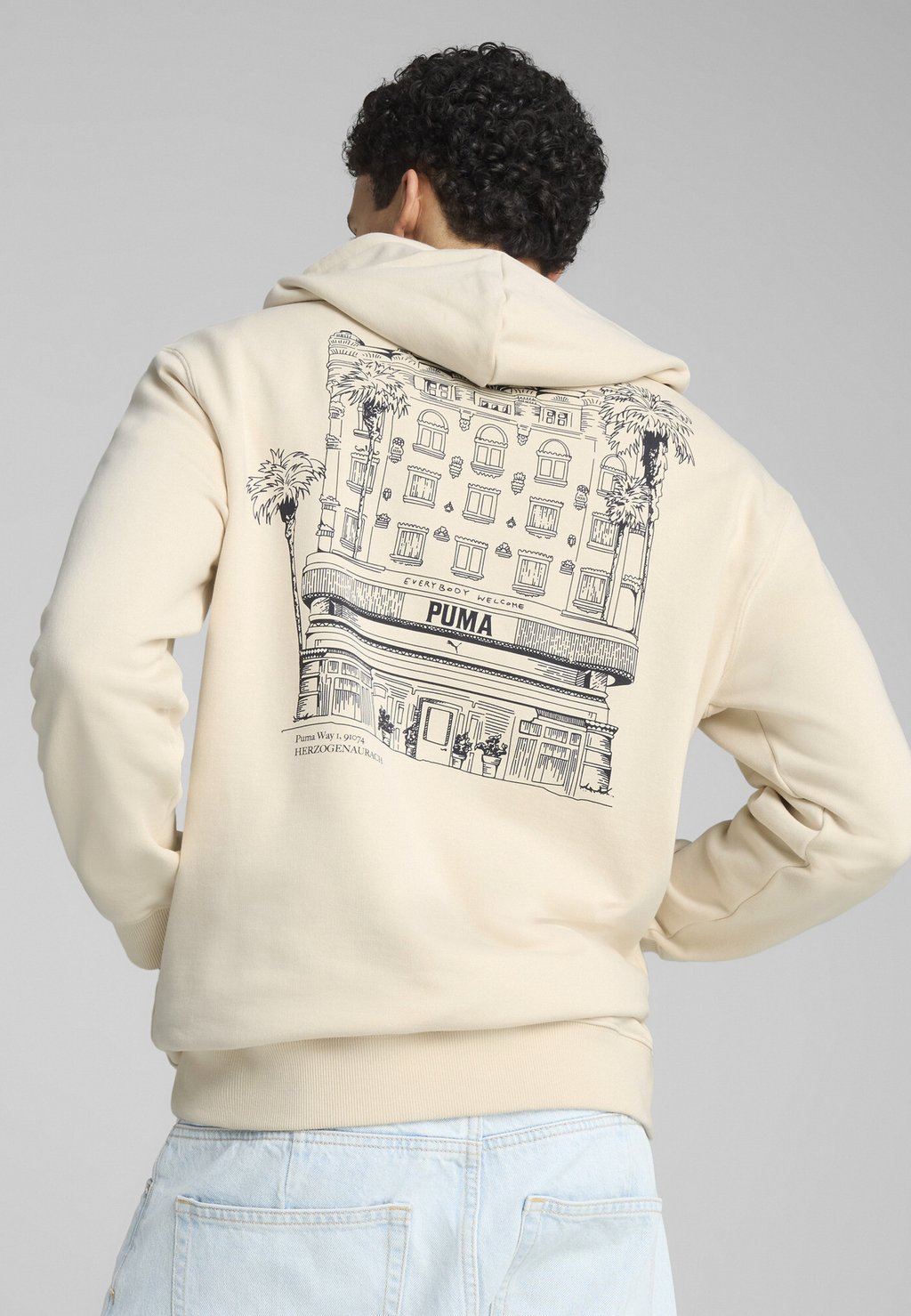 

Толстовка GRAPHICS HOTEL Puma, белый