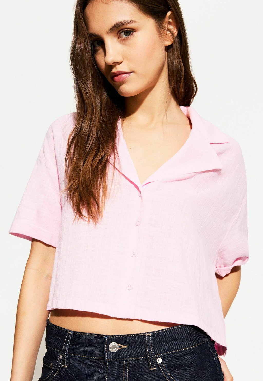

Рубашка SHORT SLEEVE Bershka, фуксия