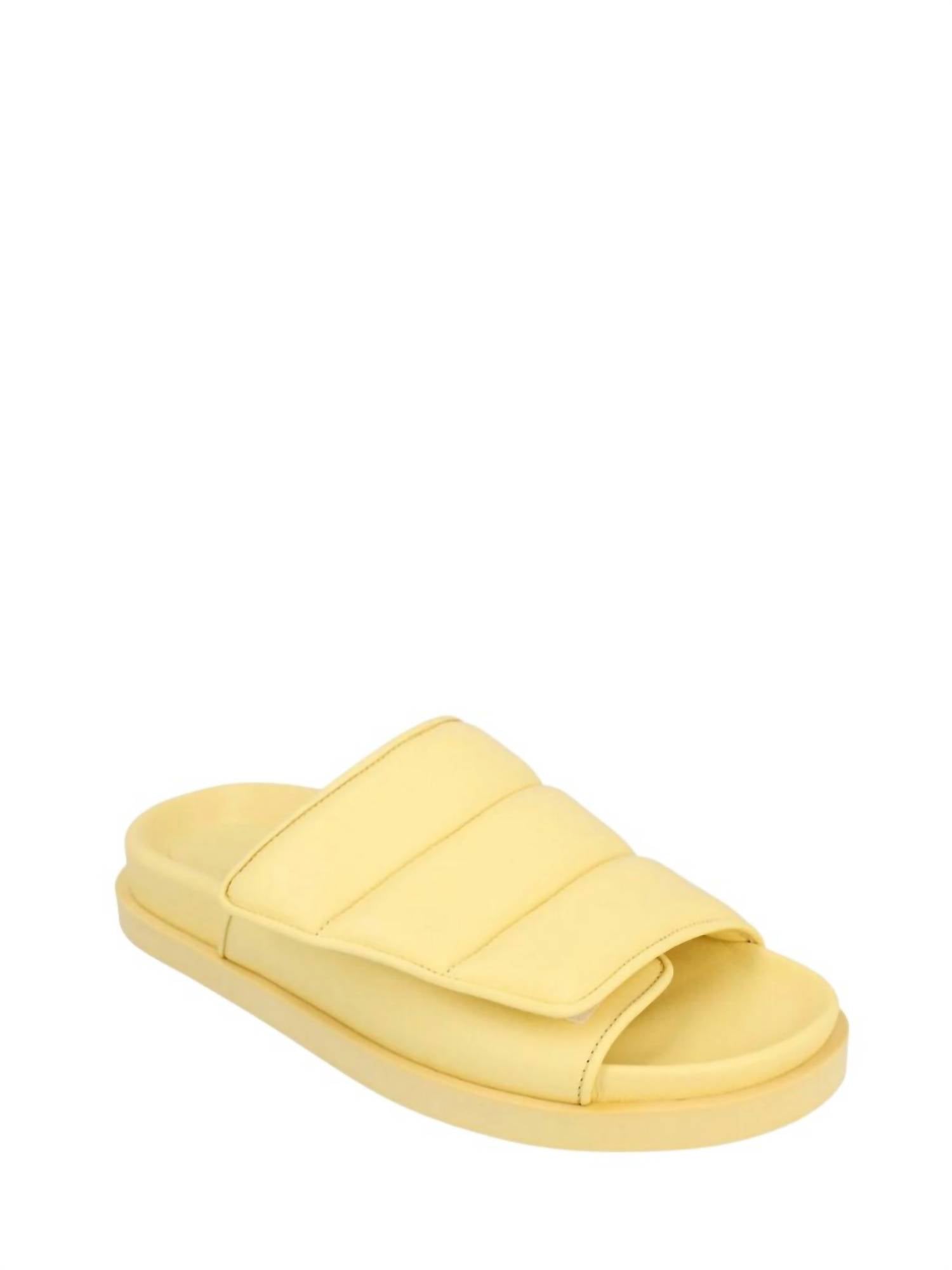 Женские кожаные шлепанцы Gia 3 с мягкой стелькой в цвете butter GIA BORGHINI, Butter