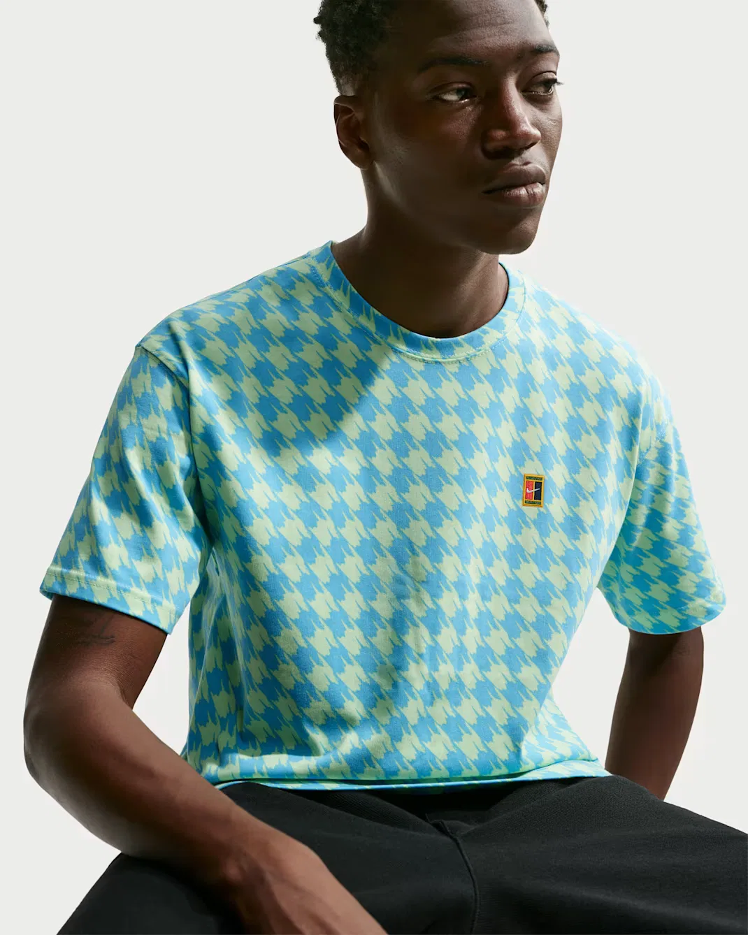 Футболка Nike Club Rules, Football Blue/Light Liquid Lime — фото 3
