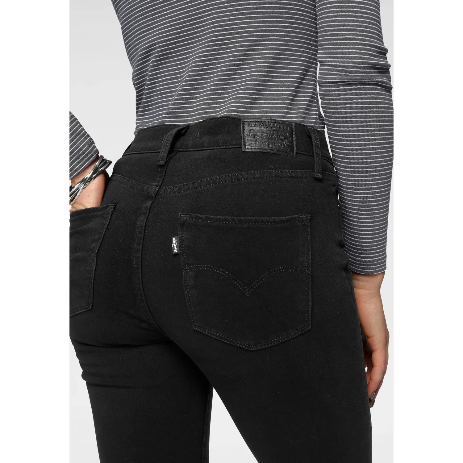 Женские узкие джинсы с shaping-эффектом 311 Shaping Skinny Levi's, Black — фото 3