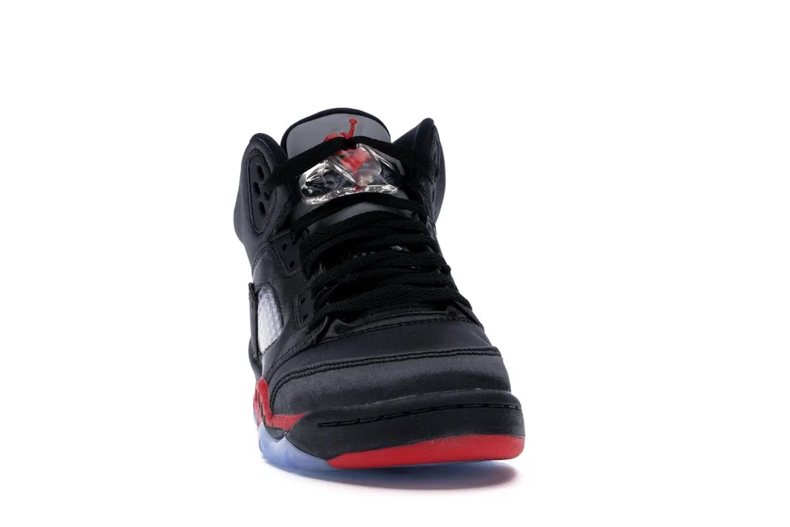 Детские кроссовки с сатиновым верхом Jordan 5 Retro, Black/University Red — фото 2
