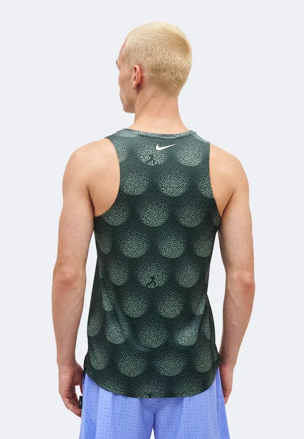 Топ дышащий Stride Nike Performance Spruce, черный — фото 3