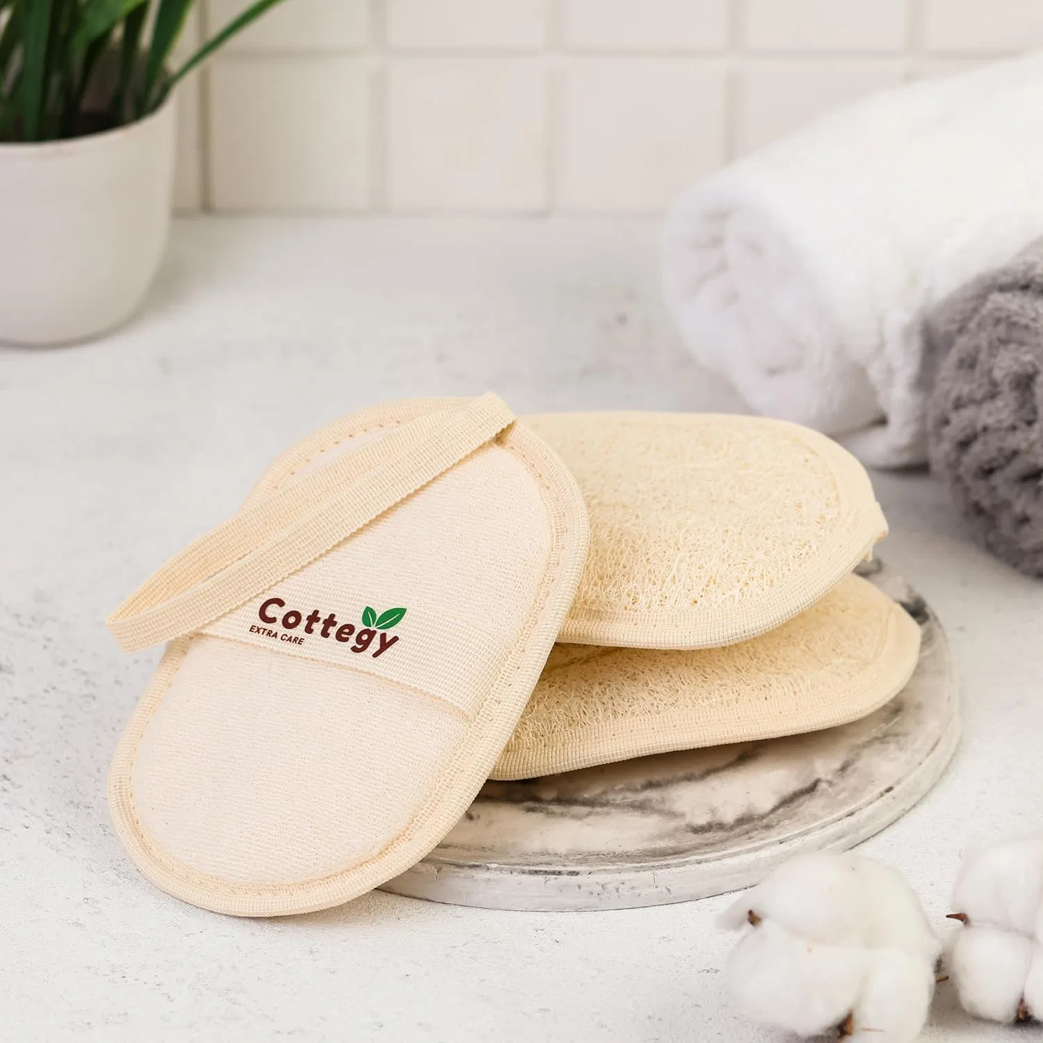 Мочалка для тела Egyptian Natural Loofah Exfoliating Scrubber, Cottegy, набор 2 шт, 16.51 x 11.43 x 0.76 см, 68 г — фото 4