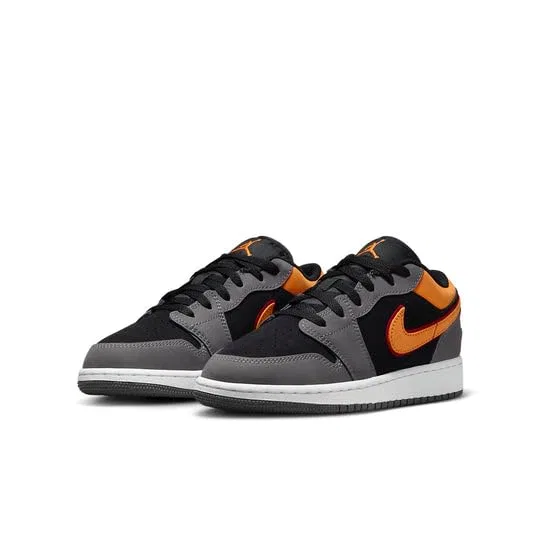 Детские кроссовки для мальчиков с принтом Air Jordan 1 Low Se (Gs) NIKE, Black Vivid Orange Graphite Lt — фото 2