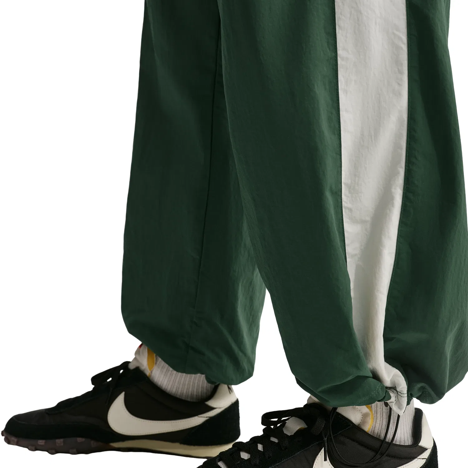 Мужские спортивные брюки с принтом Nike Sportswear Club Fir Phantom, зеленый — фото 3