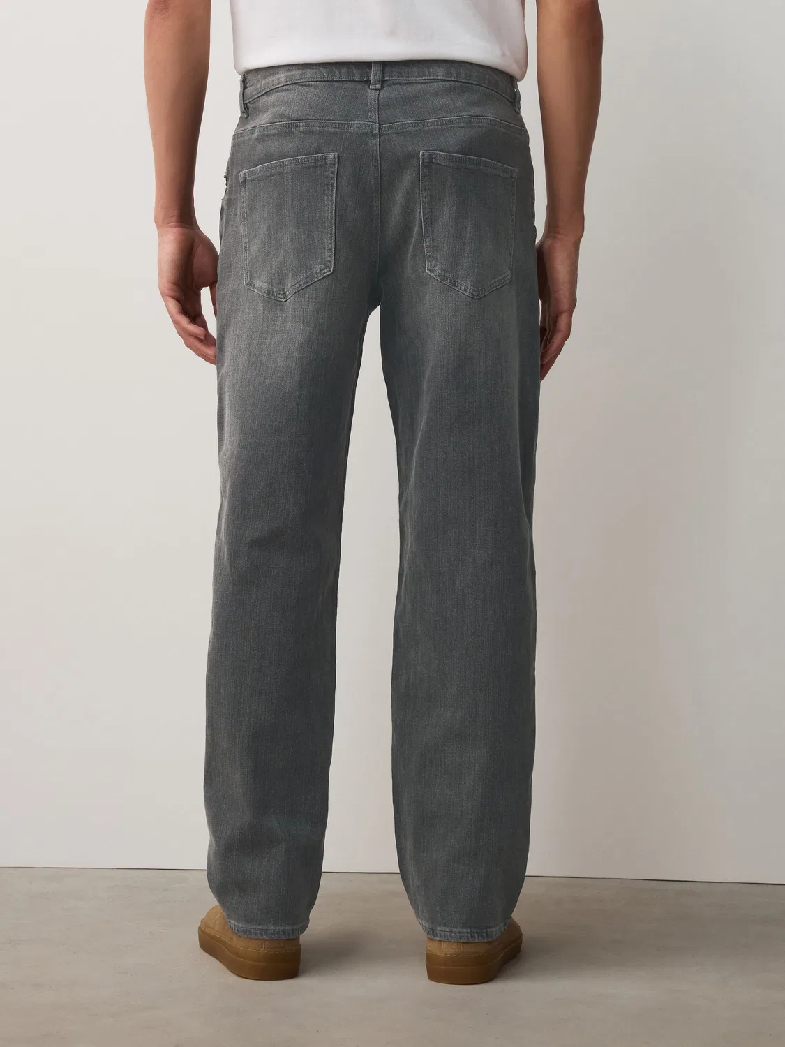 Джинсы прямого кроя Relaxed Fit Classic Stretch Next, светло-серый — фото 4