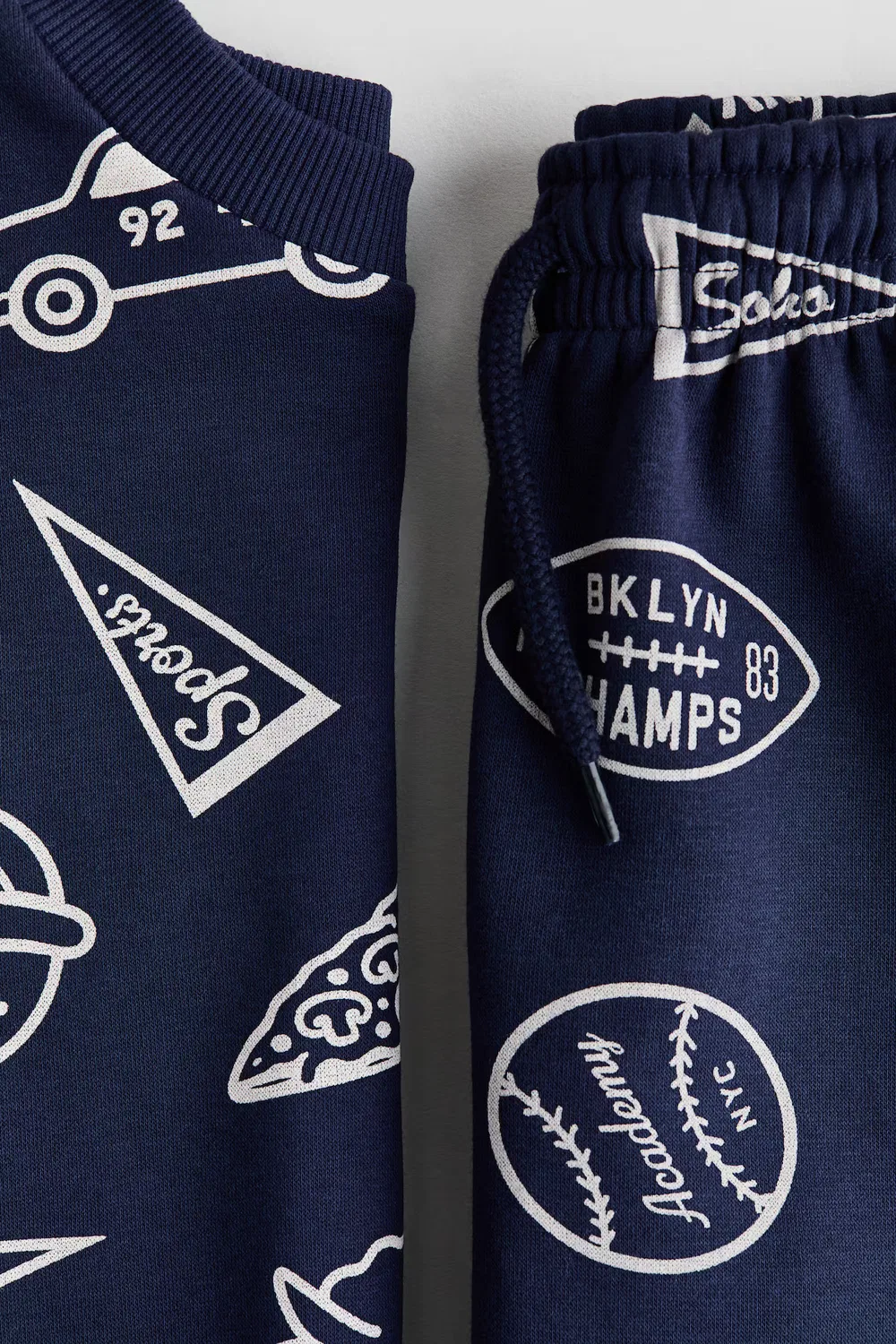 Комплект из двух толстовок с принтом H&M, Marineblau/Nyc — фото 2