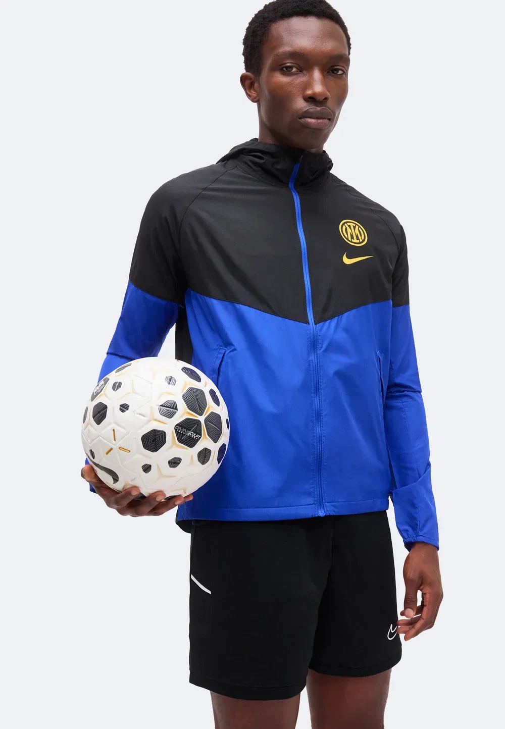 Межбеговая ветровка Nike Performance, Black/Lyon Blue/University Gold-Coloured — фото 4