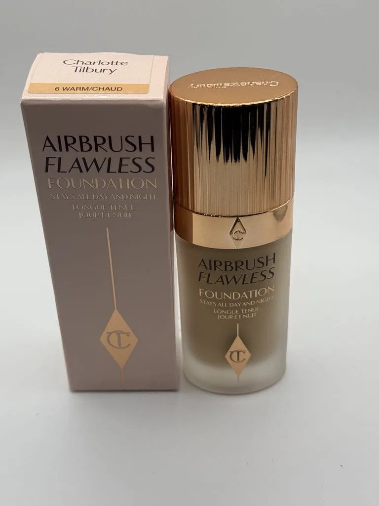 Тональный крем Charlotte Tilbury Airbrush Flawless Foundation 6 Neutral