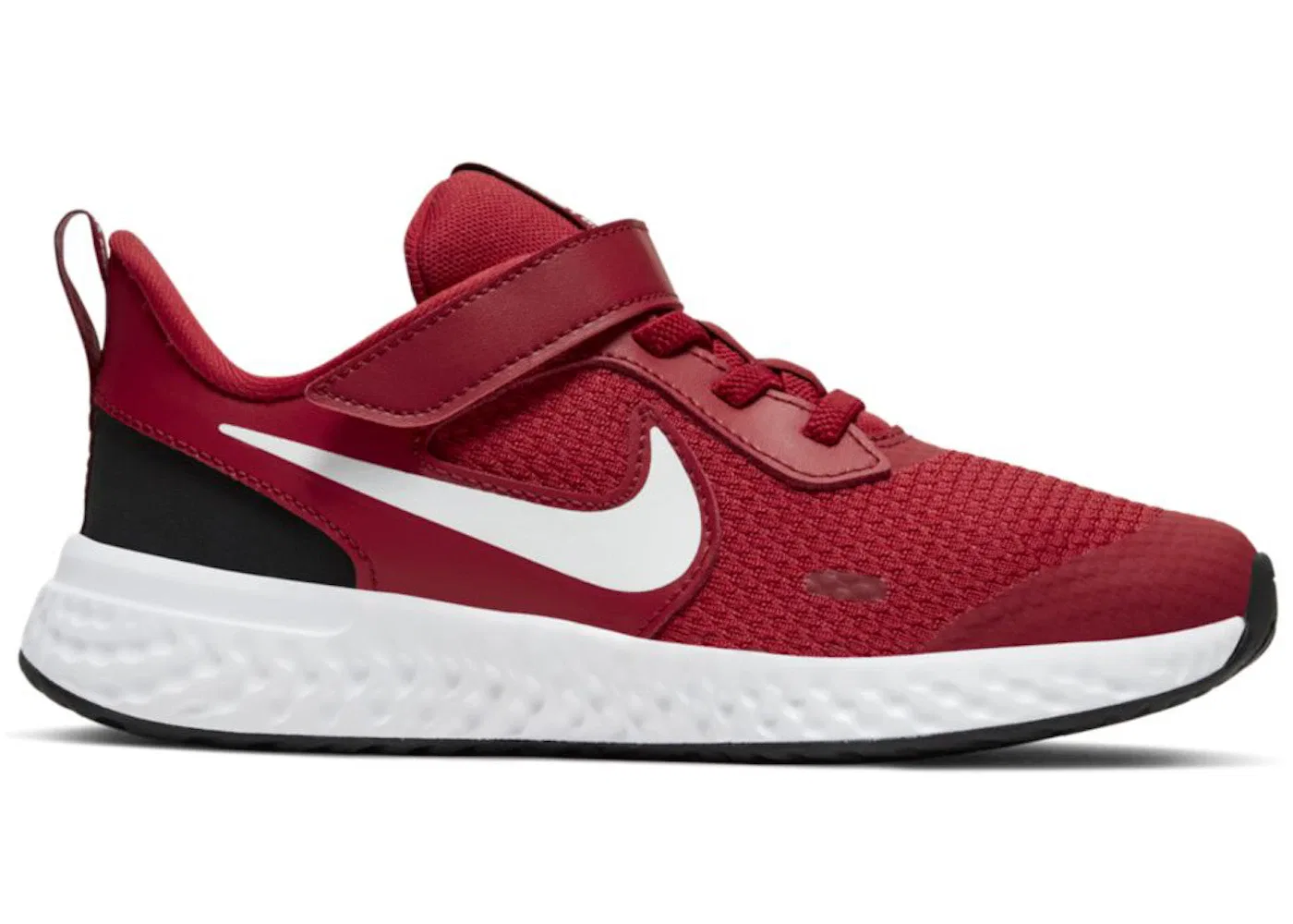 Детские кроссовки Lifestyle Nike Revolution 5, Gym Red/Black/White