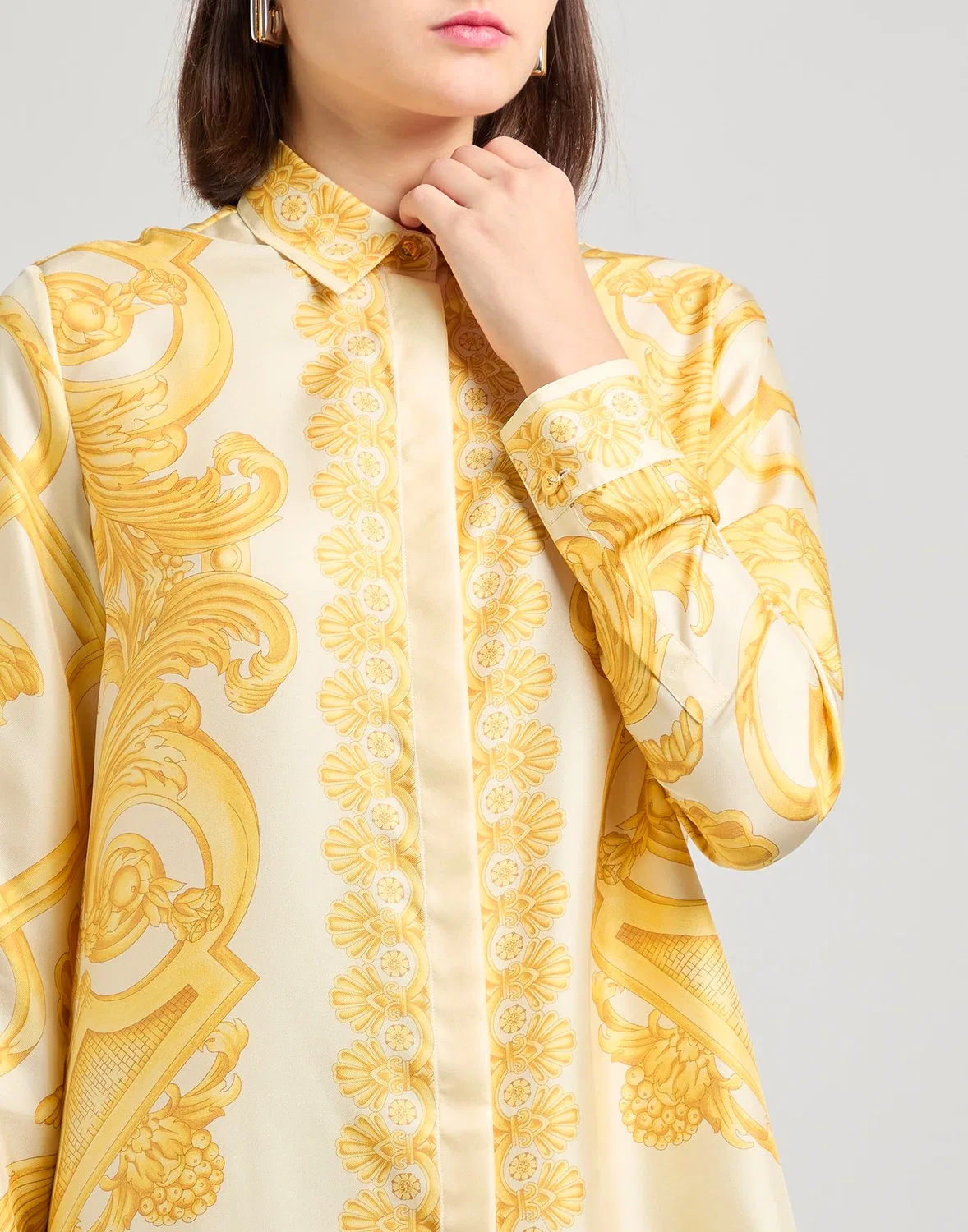 Женская рубашка из шелка с принтом Versace, светло-желтый — фото 4