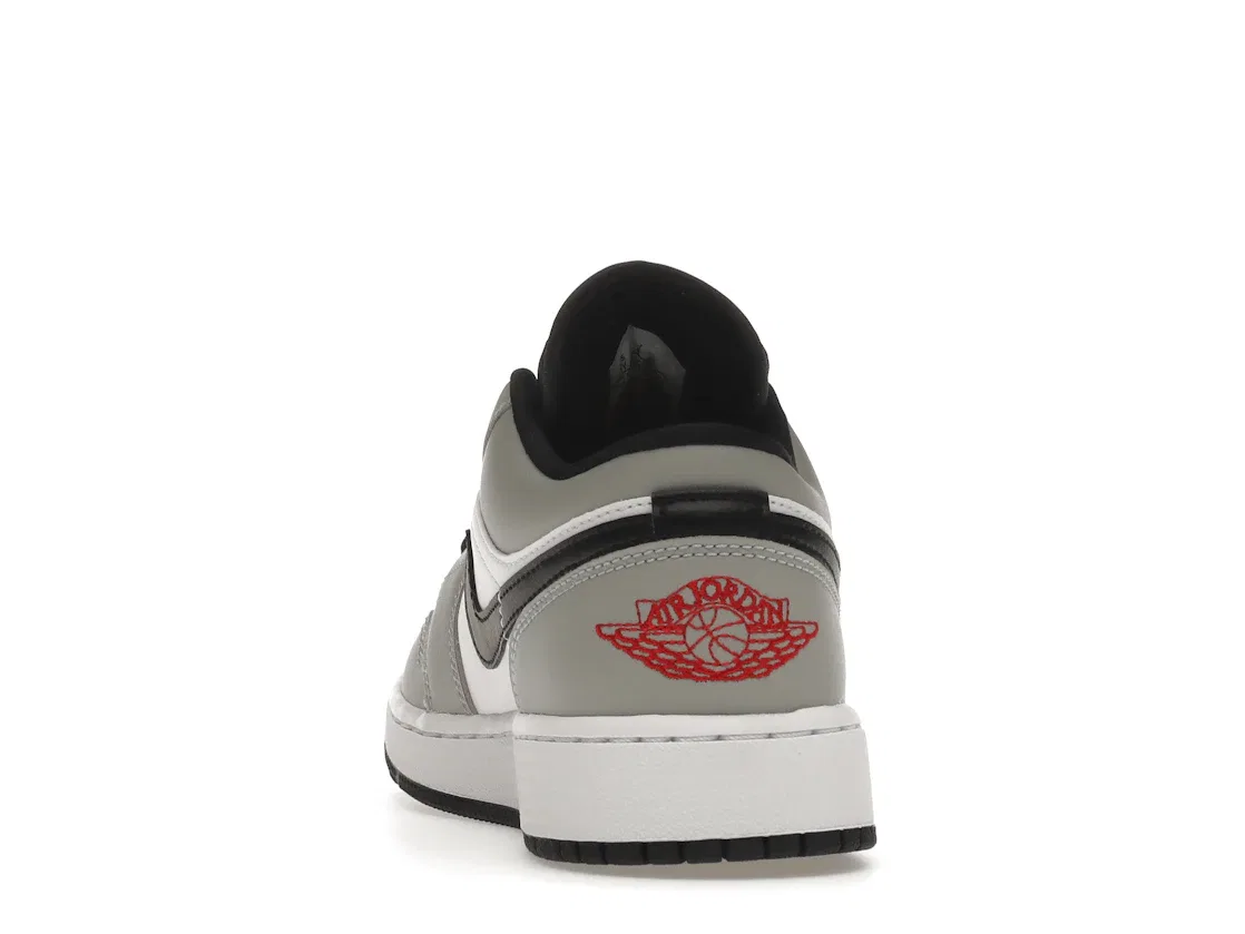Детские кроссовки Lifestyle с ретро-дизайном Jordan 1 Low Jordan, Light Smoke Grey/Gym Red-White — фото 4