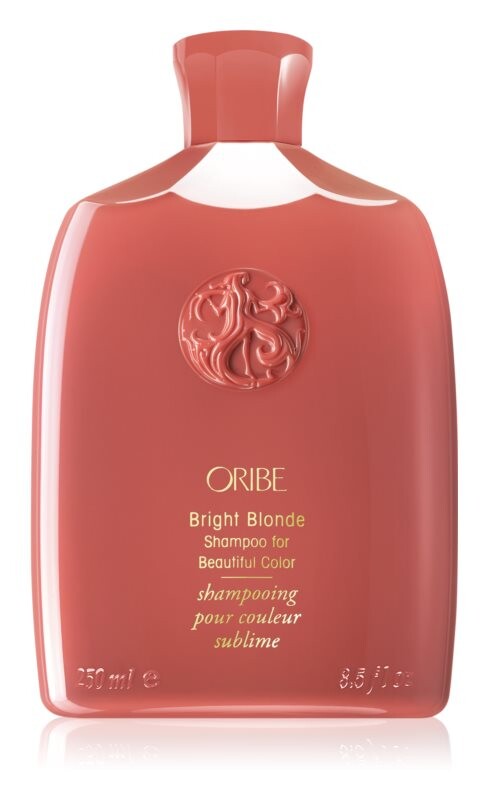 

Фиолетовый шампунь, нейтрализующий желтоватые оттенки Oribe Bright Blonde