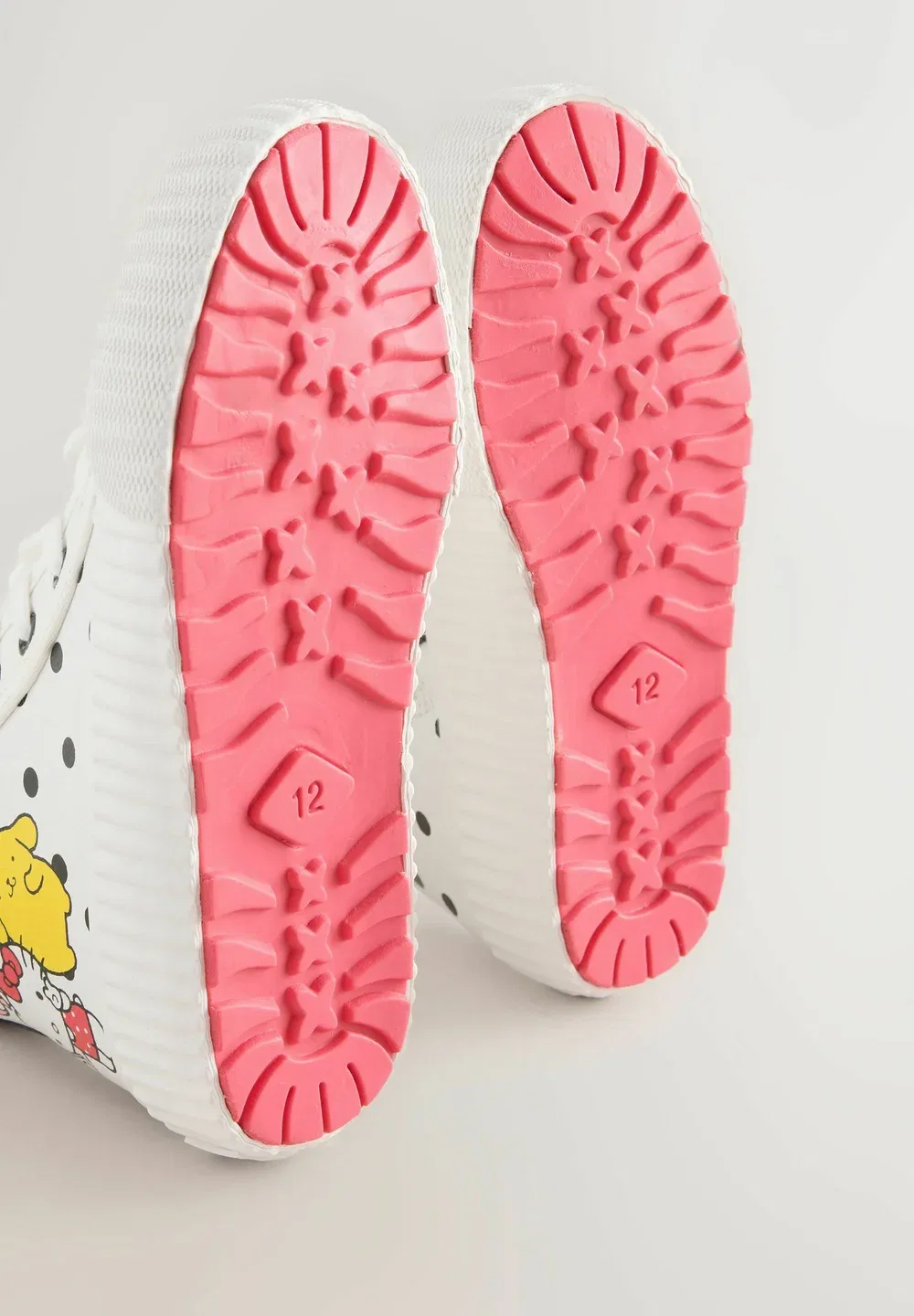 Стандартный крой - высокие кроссовки Hello Kitty и друзья - высокие кроссовки Next, White — фото 2