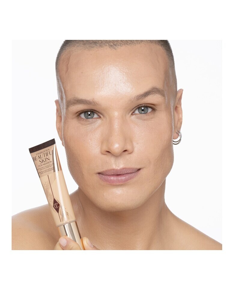 Тональная основа Charlotte Tilbury Charlotte's Beautiful, 6 cool, 30 мл — фото 3