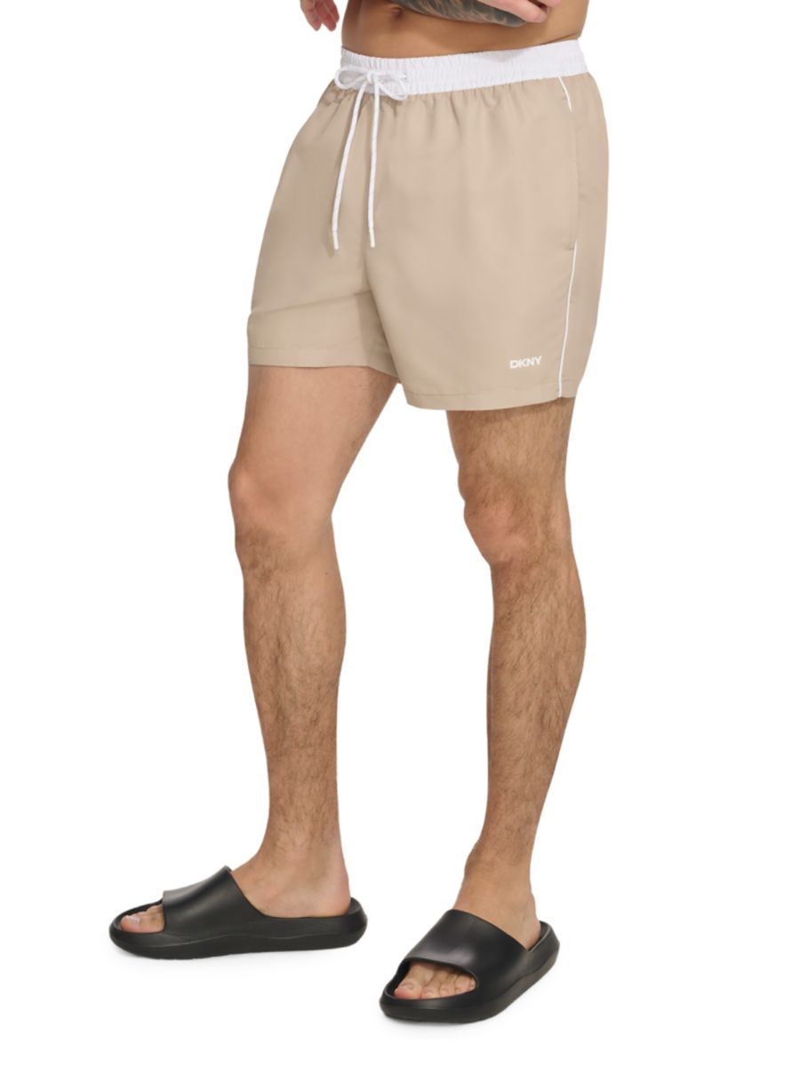 

Плавки-шорты Standard Fit Flat Front DKNY, желто-коричневый