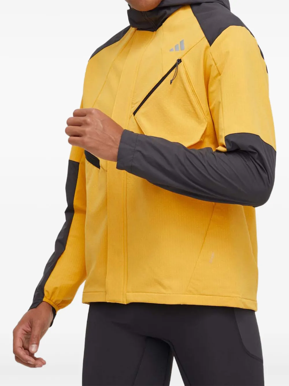 

Куртка с капюшоном и цветными вставками adidas, желтый