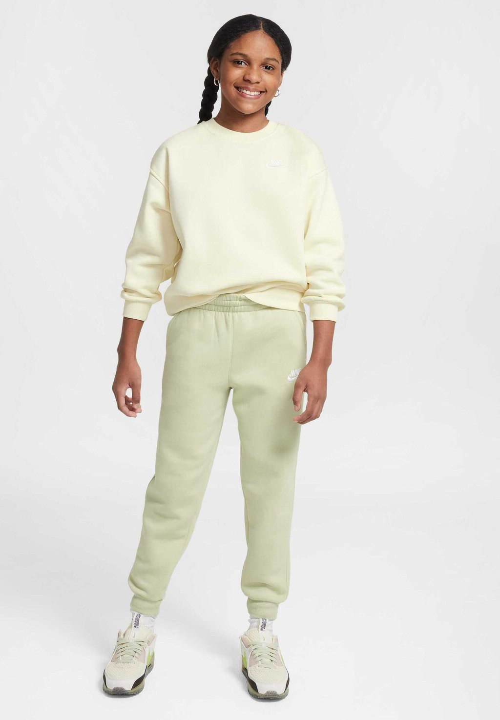 

Толстовка NSW CLUB CREW Nike Sportswear, слоновая кость