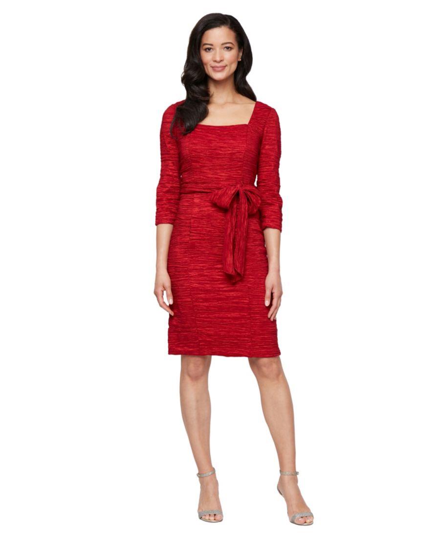 

Женское платье-футляр с квадратным вырезом и жатой текстурой SL Fashions, Wine