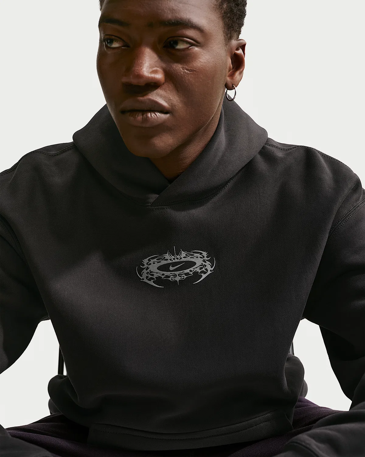 Мужская худи Nike Solo Swoosh, Off Noir — фото 3