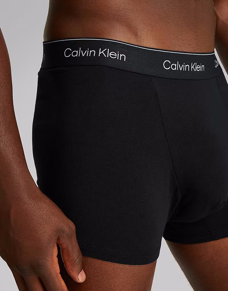 Упаковка из 3-х чемоданов-боксеров Calvin Klein Icon Cotton Stretch черного цвета с вытачками — фото 3