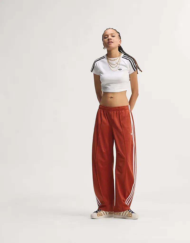 Брюки Adidas Originals Firebird Barrel Pants ярко-красный — фото 4