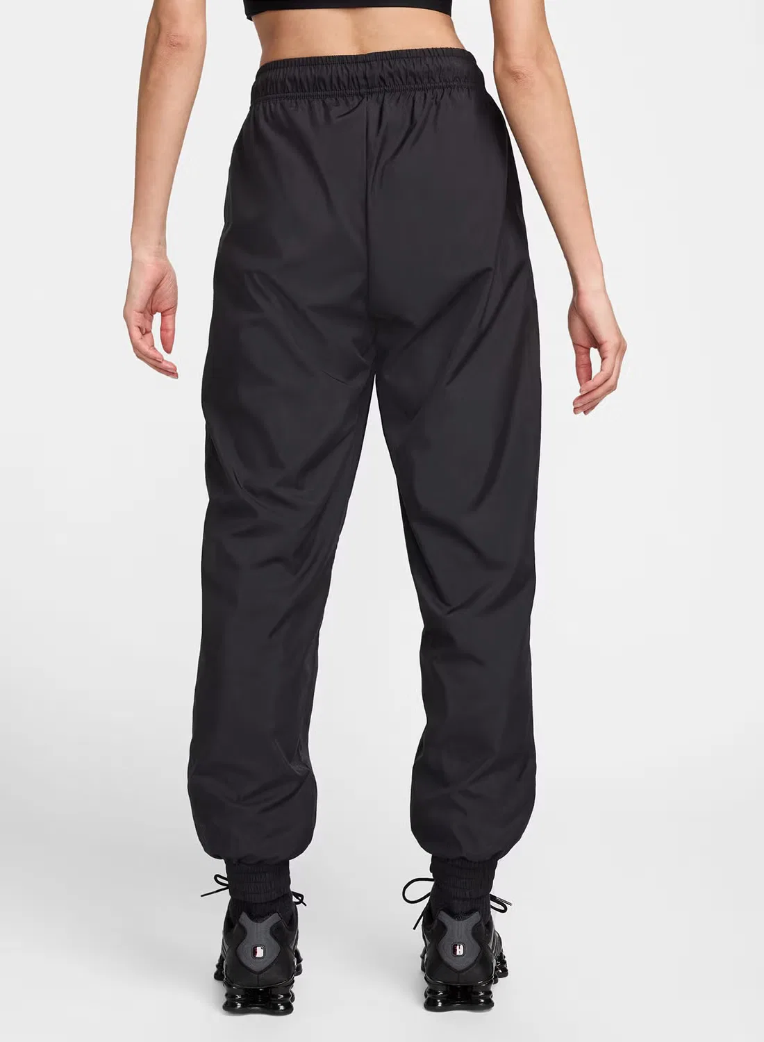 Брюки спортивные с UV-защитой Nsw on-the-go uv essential woven mr joggers Nike, черный — фото 2