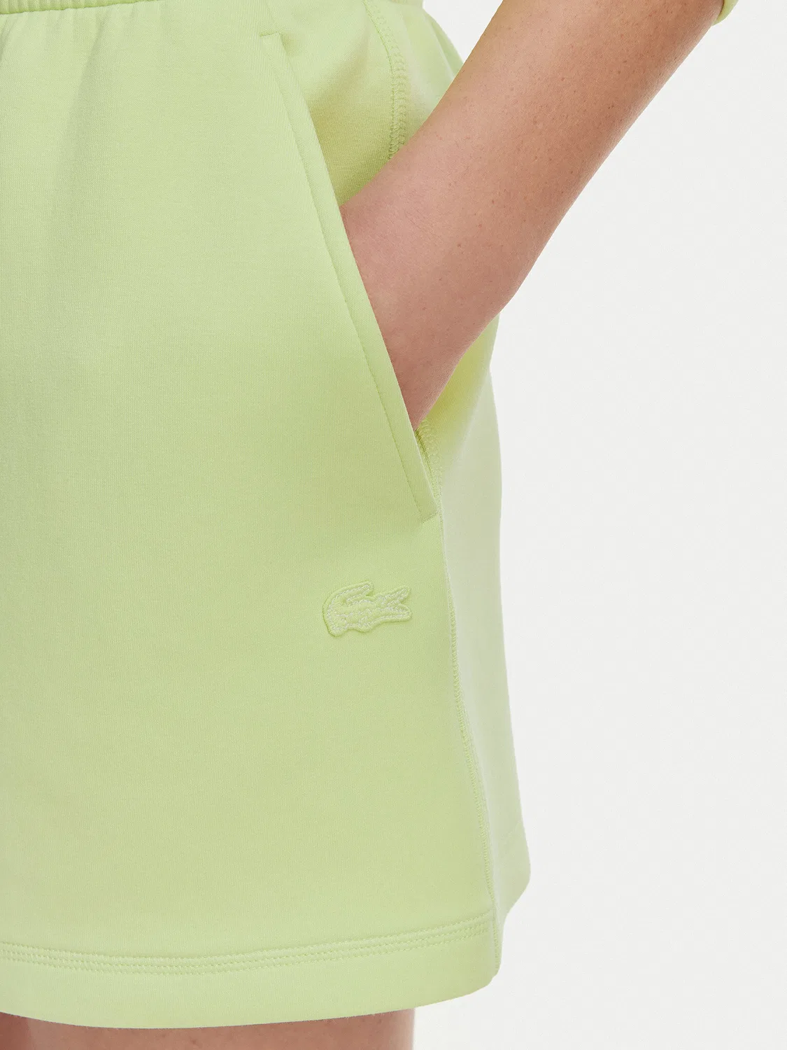 Женские спортивные шорты стандартного кроя Lacoste, светло-зеленый — фото 4