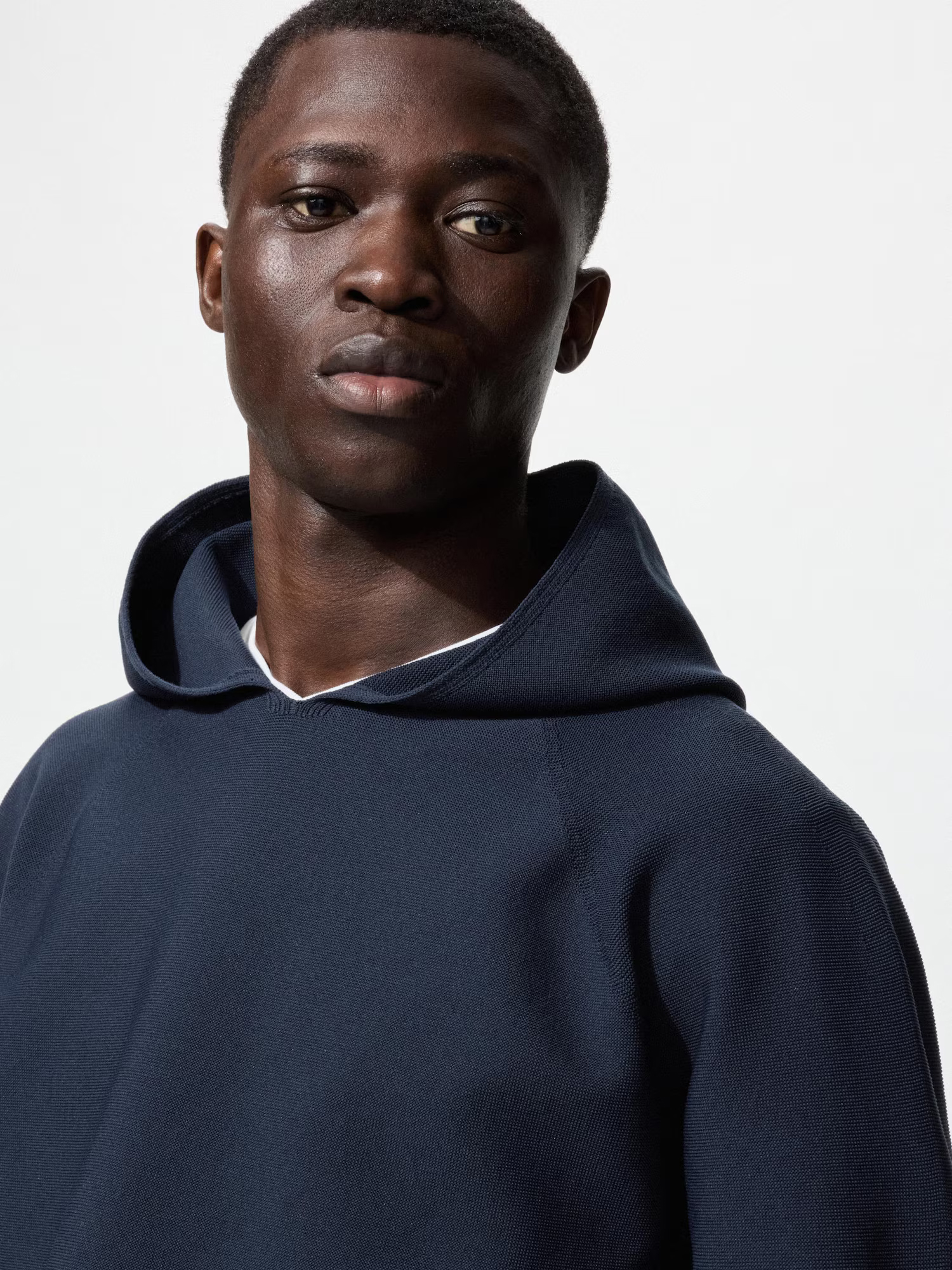 3D трикотажный пуловер с капюшоном Uniqlo, 69 темно-синий — фото 3