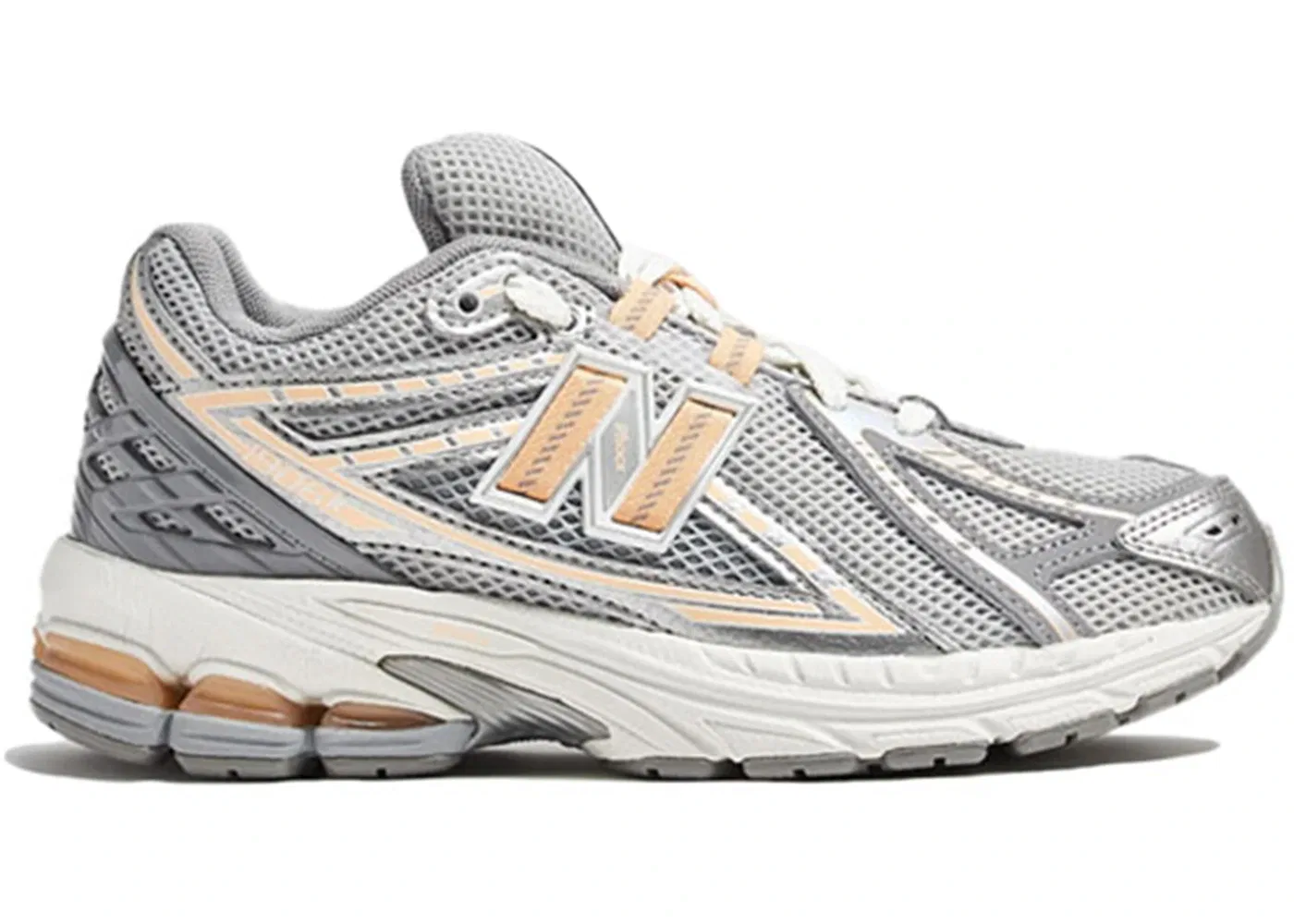 Детские кроссовки Lifestyle New Balance 1906R, Silver Metallic/Grey/Peach