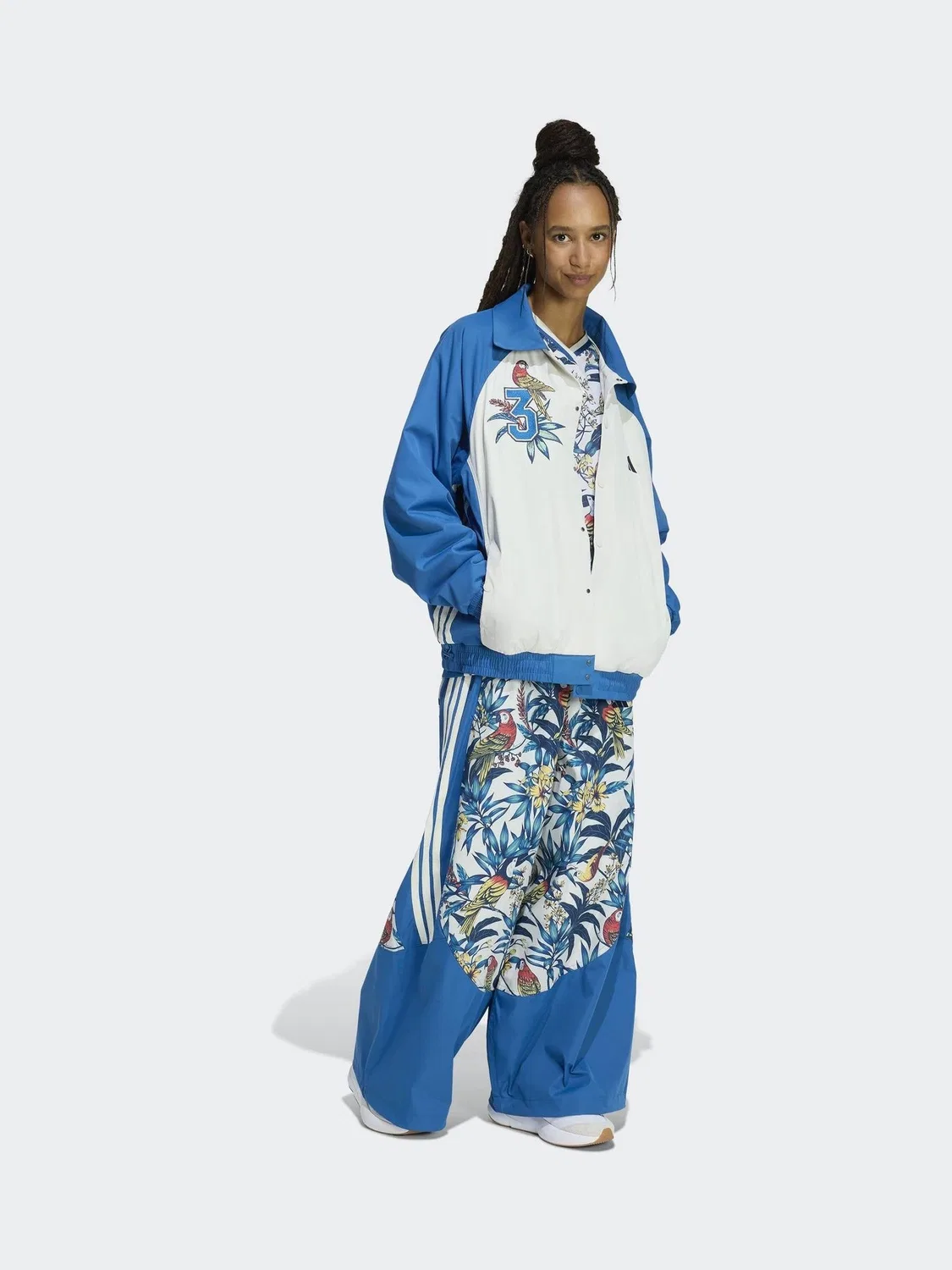 Куртка adidas Originals x FARM RIO Premium, синяя — фото 3