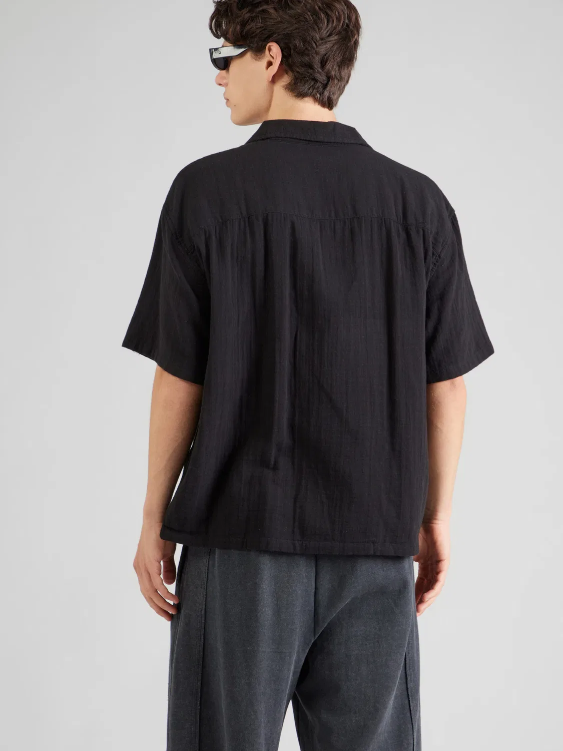 Рубашка Gap Comfort fit на пуговицах, черная — фото 3