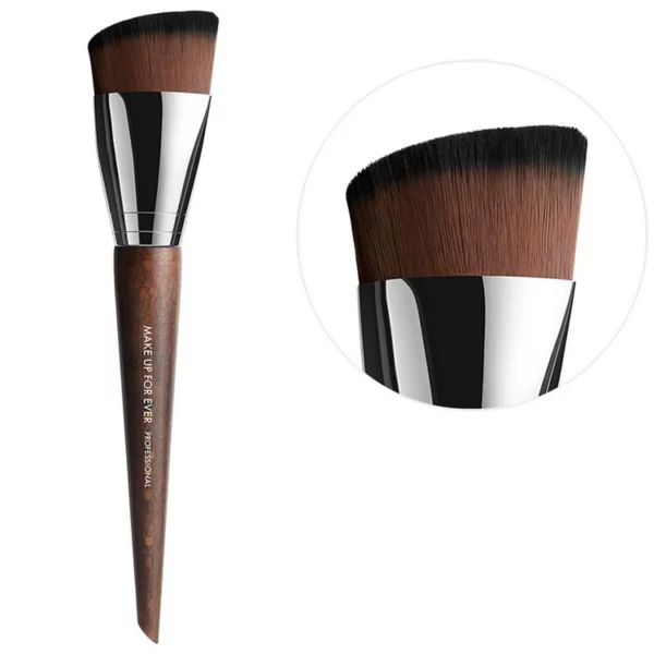 

#118 кисть для тональной основы hd skin hydra glow Make Up For Ever