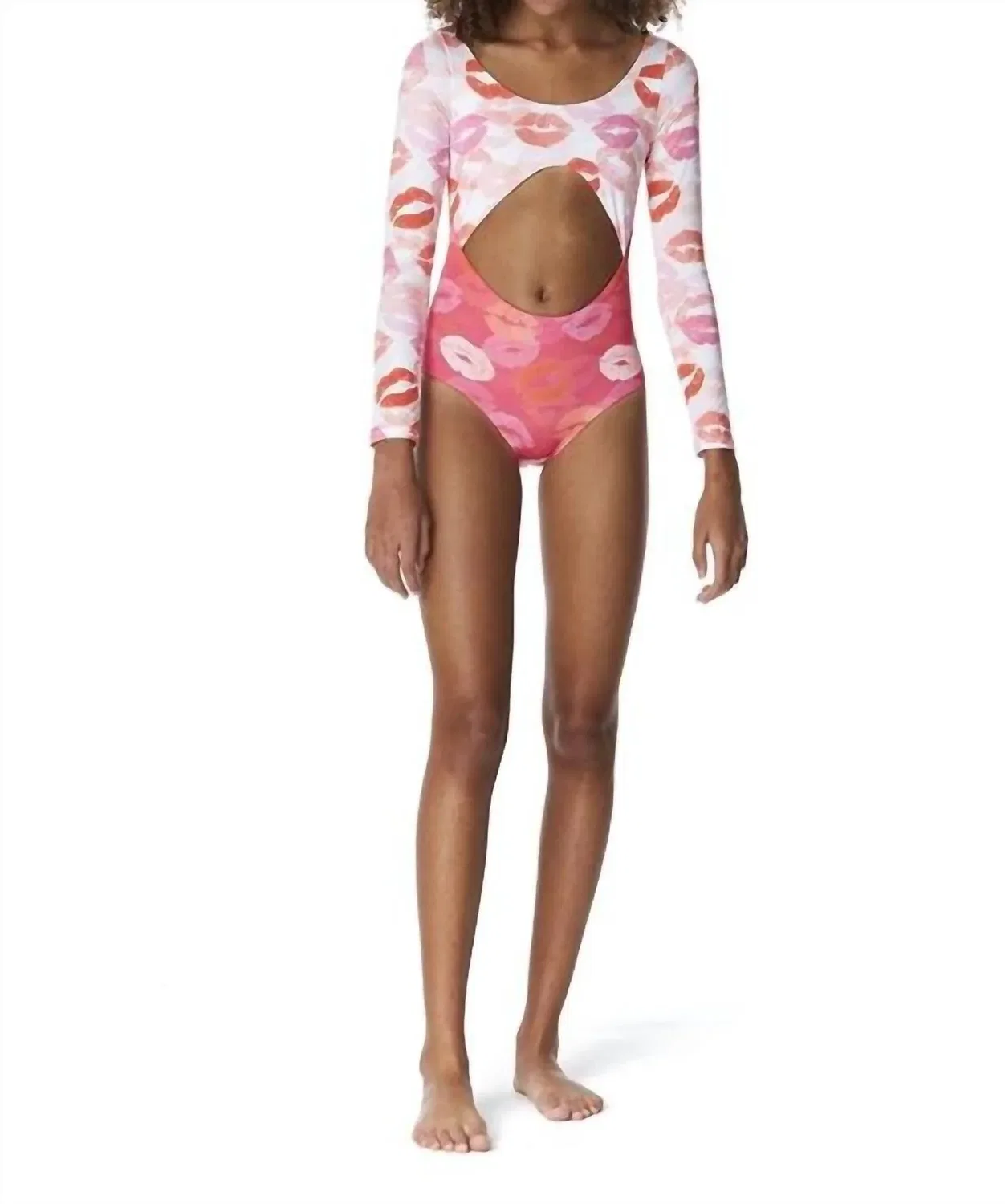Submarine Teens Just Peaked One Piece In Lipstick
