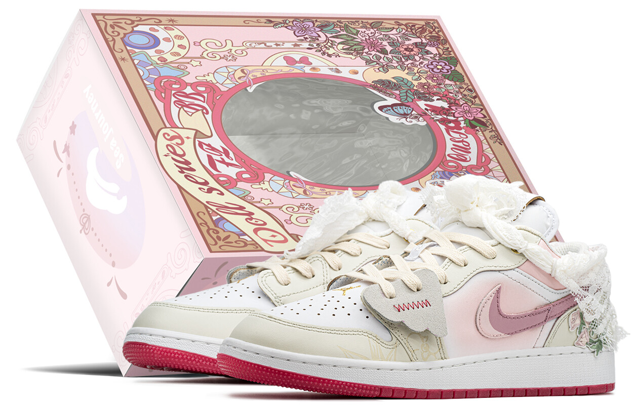 

Кроссовки Air Jordan 1 Vintage Basketball Shoes Women's Low-top White/beige/pink, розовый
