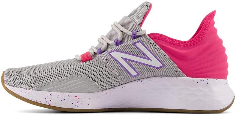 

Кроссовки New Balance Kids Fresh Foam Roav V1 на шнуровке, фиолетовый/розовый