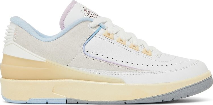 

Кроссовки Wmns Air Jordan 2 Low 'Look, Up in the Air', белый