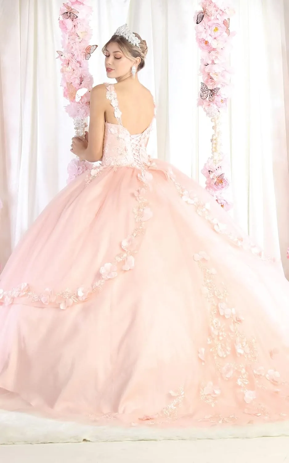 FORMALDRESSSHOPS - Элегантность: Бальное платье без бретелей с вырезом «сердечко» для Кинсеаньеры, украшенное сверкающей объемной цветочной аппликацией Generic, золото — фото 2