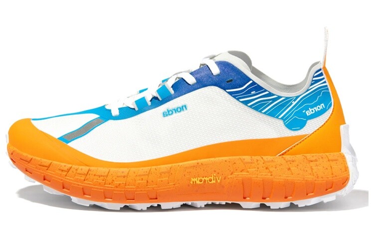 

001 Кроссовки женские с низким верхом