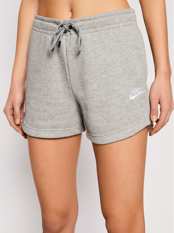 

Спортивные шорты standard fit Nike, серый