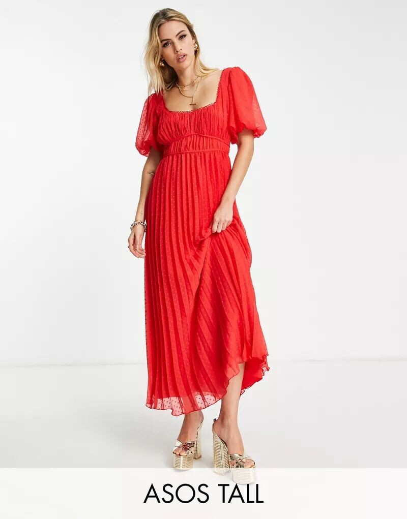 

Плиссированное платье миди из красной ткани добби ASOS DESIGN Tall с рукавами-буфами и фестончатыми краями