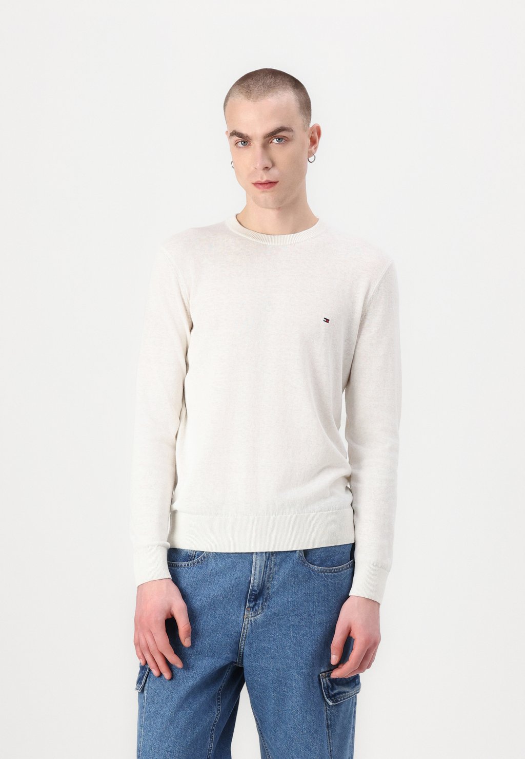 

Джемпер CREW NECK Tommy Hilfiger, молочный